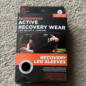 NWT Incrediwear Active Black Recovery Leg Sleeves. Size Small.